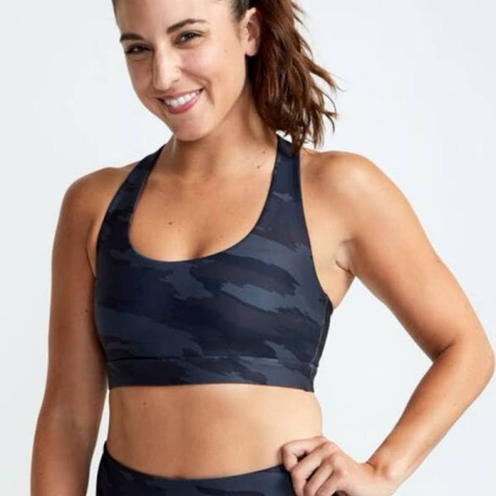 Soul Cycle Dark Gray Black Camo Sports Bra Medium